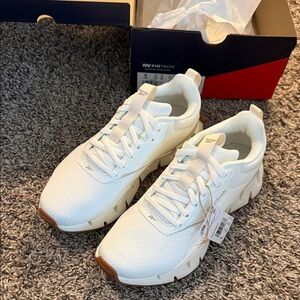 Reebok White Mesh Sneakers with Brown Accents